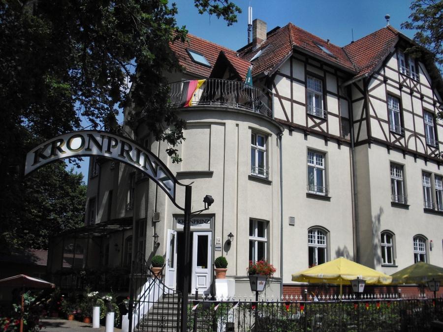 Hotel Kronprinz Falkensee Exteriör bild